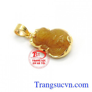 Sản phẩm mang đến vẻ đẹp quý phái, sang trọng cho người đeo. Mặt dây hồ ly sang trọng