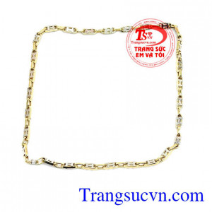 Chế tác theo kiểu vàng Italy sang trọng