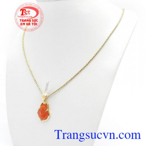 Hồ Ly trong phong thủy là biểu tượng đem đến vận may trong tình duyên, hạnh phúc lứa đôi, sự nghiệp gặp nhiều may mắn và thành công, vì vậy được rất nhiều phái đẹp ưa chuộng,Bộ Dây Chuyền Tài Lộc Hanh Thông