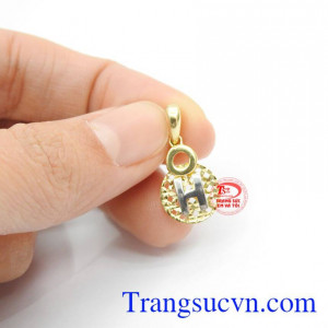 Sản phẩm được bảo hành trong 6 tháng và giao hàng toàn quốc,Mặt dây nữ lấp lánh