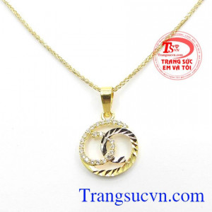 Mặt dây nữ Channel