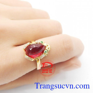 Nhẫn cóc ngậm tiền vàng mắt xanh