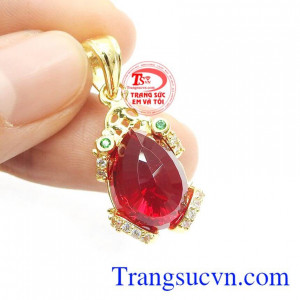 Mặt dây cóc ngậm tiền vàng mắt xanh