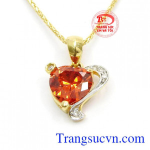 Mặt dây trái tim điệu đà