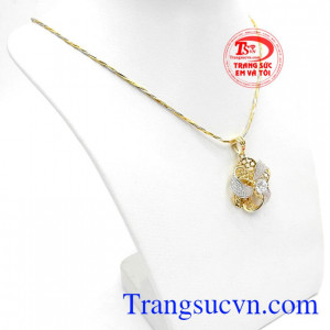 Bộ dây bông hoa sang trọng