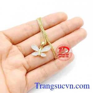 Bộ dây chuyền điệu đà