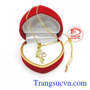 Bộ dây chuyền nơ quyến rũ