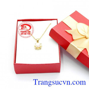 Bộ dây chuyền độc đáo