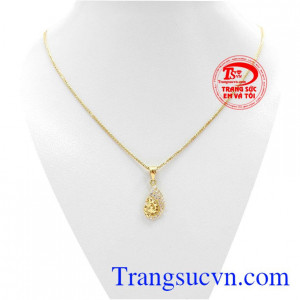 Bộ dây giọt sương mai là sự kết hợp hoàn hảo giữa vàng 10k và đá CZ tạo điểm nhấn giúp người đeo luôn nổi bật giữa đám đông,Bộ dây giọt sương mai