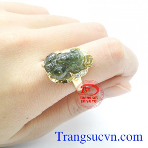 Nhẫn tỳ hưu sappire vàng tây