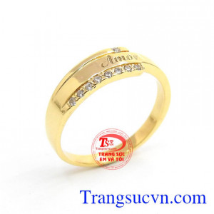 Nhẫn nữ Amor vàng tây 14k được thiết kế dựa trên ý nghĩa của chữ Amor. Theo tiếng Tây Ban Nha, amor chính là tình yêu. Một chiếc nhẫn vô cùng ý nghĩa, hãy dành tặng cho người mình yêu bằng món quà này nhé! Sản phẩm bền đẹp, giao hàng trên toàn quốc, bảo h