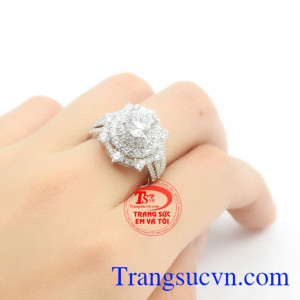 Nhẫn nữ đẹp vàng 18k
