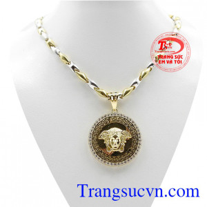 Bộ trang sức đẹp phái mạnh được nhập khẩu từ Italy, thiết kế trẻ trung, phong cách giúp phái mạnh thêm tự tin và bản lĩnh.