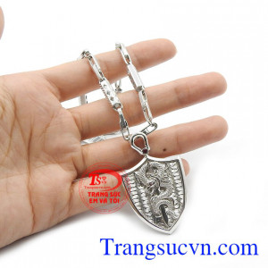 Bộ trang sức khiên rồng mạnh mẽ