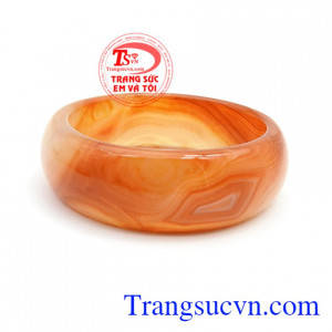 Vòng mã não vân huyết