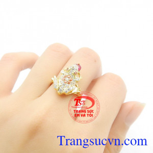 Nhẫn nữ thiềm thừ vàng 18k