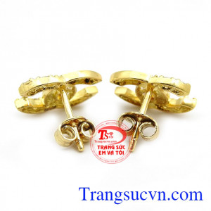 Hoa tai channel tinh tế