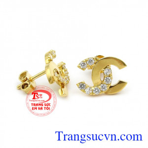 Hoa tai channel tinh tế