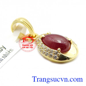 Mặt dây ruby