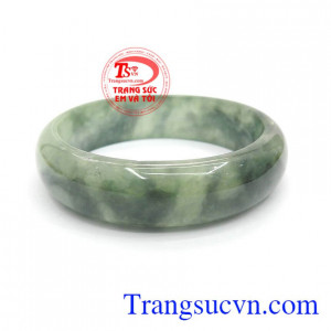 Vòng ngọc miến điện đẹp