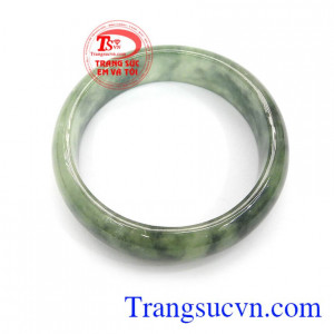 Vòng ngọc miến điện đẹp