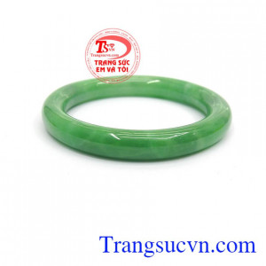 Vòng ngọc cẩm thạch