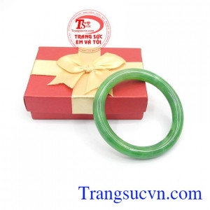 Vòng ngọc cẩm thạch