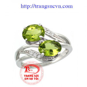Nhẫn vàng peridot