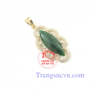 Mặt dây được chế tác trên chất liệu vàng tây 14k,Mặt dây dày đẹp