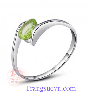 Nhẫn nữ vàng tây gắn đá Peridot thiên nhiên
