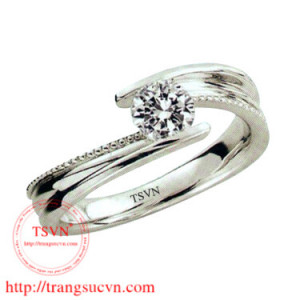 Nhẫn vàng trắng kim cương