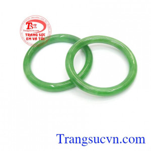 Vòng ngọc cẩm thạch tròn