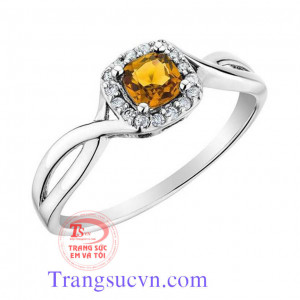 Nhẫn nữ thạch anh vàng thiên nhiên