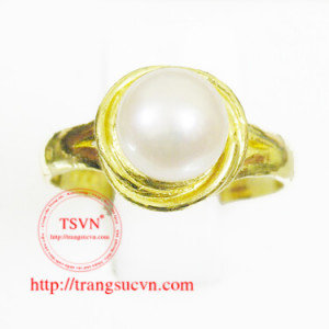 Nhẫn ngọc trai trắng