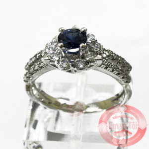 Sản phẩm bền đẹp, bảo hành uy tín. Nhẫn nữ vàng tây