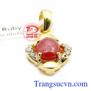 Sản phẩm bảo hành 12 tháng, giao hàng toàn quốc,Mặt dây vàng gắn đá quý ruby