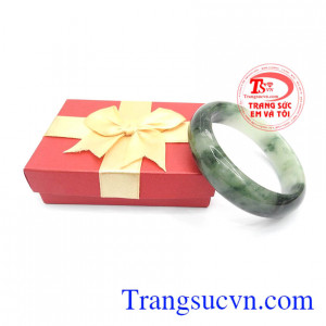 Vòng cẩm thạch miến điện