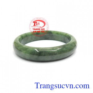 Vòng ngọc nhỏ bản đẹp