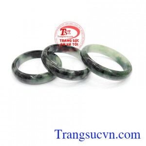 Vòng cẩm thạch trong đẹp