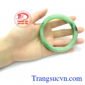 Vòng ngọc cẩm thạch vuông sơn thủy