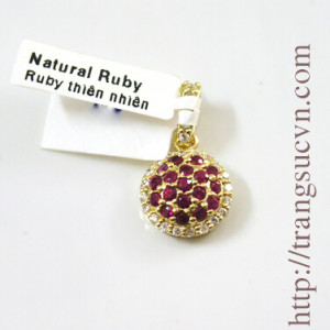Mặt dây ruby
