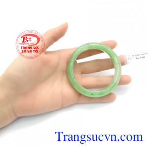 Vòng cẩm thạch thiên nhiên