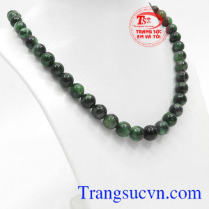Vòng cổ ngọc cẩm thạch