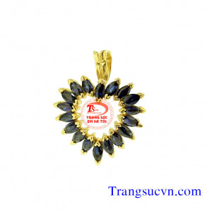 Mặt dây chuyền vàng kết đá saphia thiên nhiên
