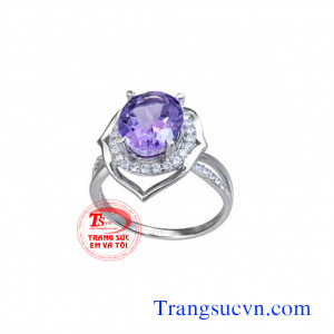 Nhẫn nữ vàng tây gắn đá thạch anh tím thiên nhiên