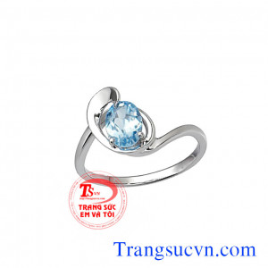 Nhẫn nữ đẹp topaz