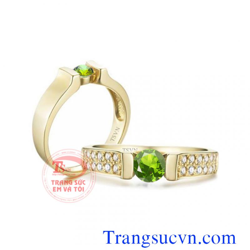 Nhẫn cưới đá peridot