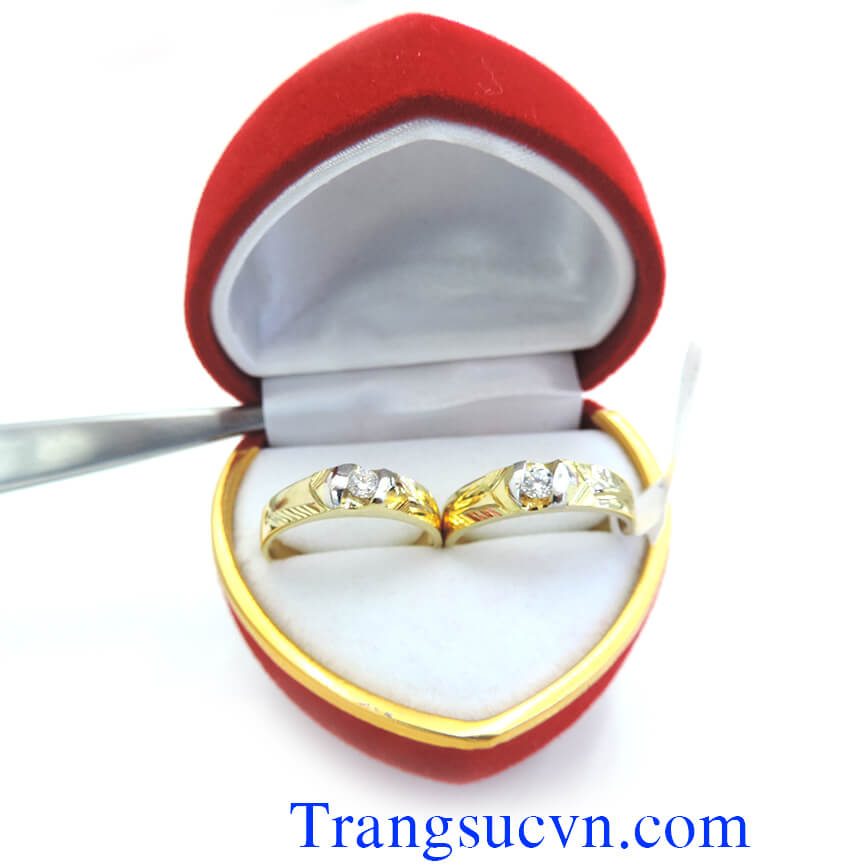 5 Mẫu nhẫn đôi bằng vàng tây đẹp ngất ngây cho các cặp đôi - Trang sức kim  cương SpringD