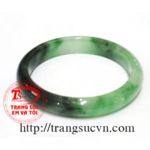 vòng ngọc jadeite sơn thủy
