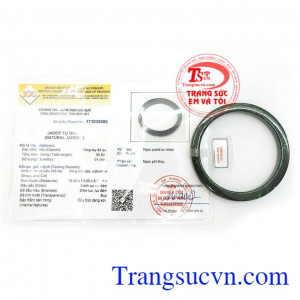 Nhẫn bản vuông ngọc vân may mắn